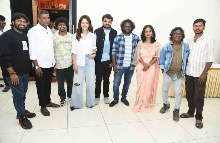 ಸಾಲಗಾರರ ಸಹಕಾರ ಸಂಘದ ಮೊದಲ ಹಾಡು ಬಿಡುಗಡೆ