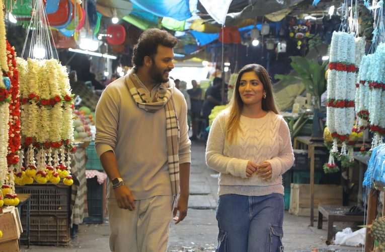 ಕೌಂತೇಯ ಅಡ್ಡದಲ್ಲಿ ಮನೋರಂಜನ್