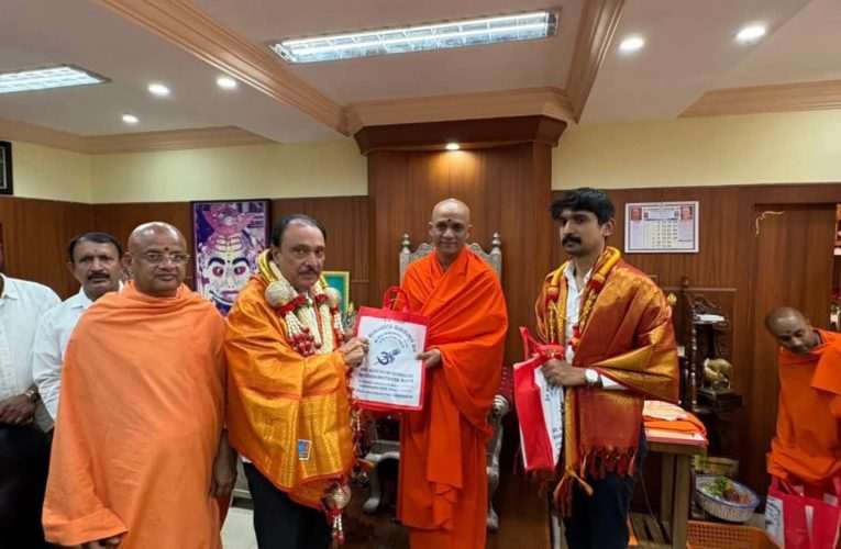 ಶ್ರೀ ಆದಿಚುಂಚನಗಿರಿಯ ಶ್ರೀ ಗುರು ಭೈರವೈಕ್ಯ ಮಂದಿರಕ್ಕೆ ಶಾಸಕರಾದ ಶ್ರೀ ಎಂ.ಕೃಷ್ಣಪ್ಪ ರವರಿಂದ ಒಂದು ಕೋಟಿ ರೂಪಾಯಿಗಳ ದೇಣಿಗೆ.
