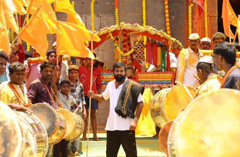 ಶ್ರೀ ಮಾಯಕ್ಕನ ದೇವಸ್ಥಾನದಲ್ಲಿ ‘ಅನಂತ ಪಯಣ’ ಸಿನಿಮಾದ ‘ ಗುಡಿಯ ತುಂಬಾ ಭಂಡಾರ’ ಎಂಬ ಭಕ್ತಿಗೀತೆಯ ಬಿಡುಗಡೆ.